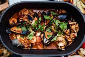 Гостре рагу з морепродуктів