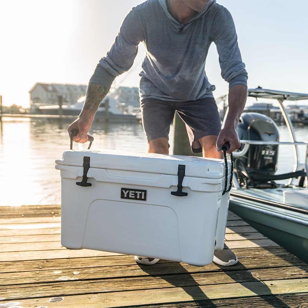 YETI TUNDRA 45 - Нерозморожуваний туристистичний холодильник 32 л, пісочний