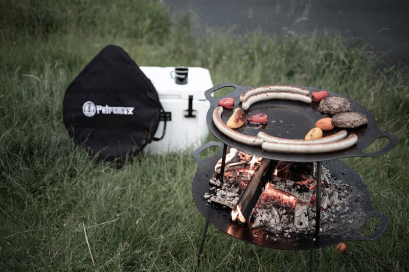 Підставка для смаження та багаття 3-в-1 Petromax Griddle and Fire Bowl 56 см