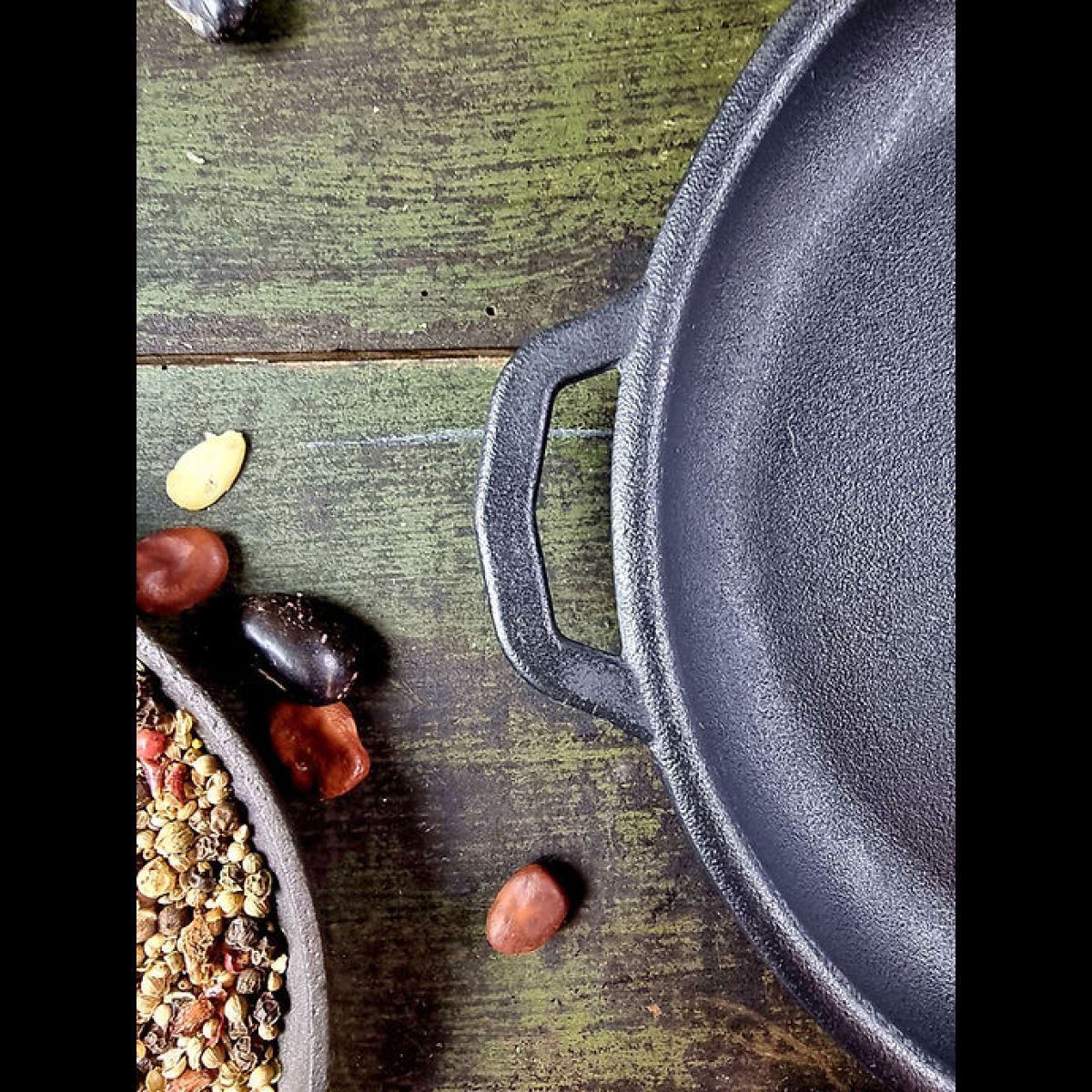 Жаровня чавунна 26*6см