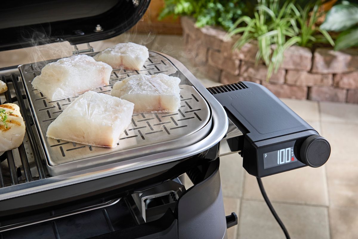 Гриль електричний Weber Lumin Smart з підставкою 2026, чорний (Weber Connect)